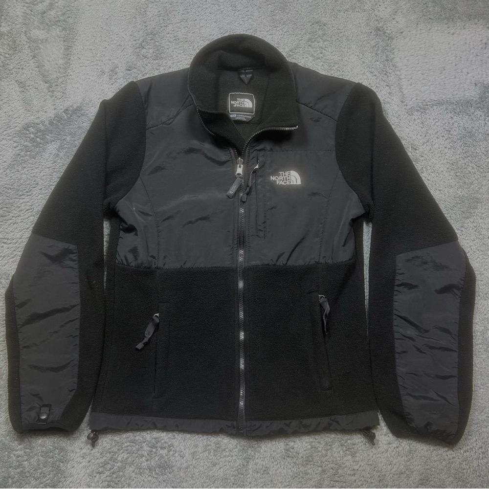 The North Face Black Denali Women’s Medium Full-Zip Jacket
